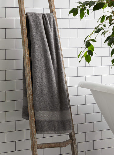 Extra-value colour bath sheet